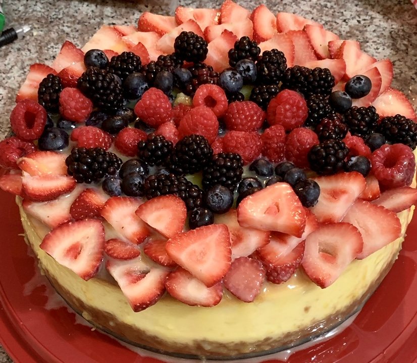 Berry-topped cheesecake