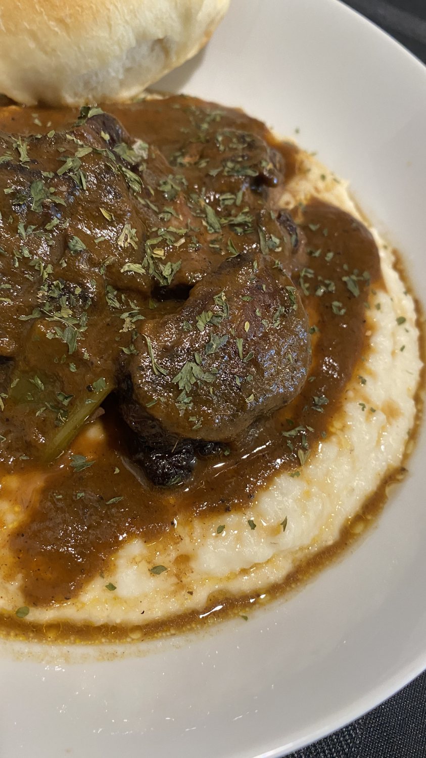 Smothered meatballs in gravy